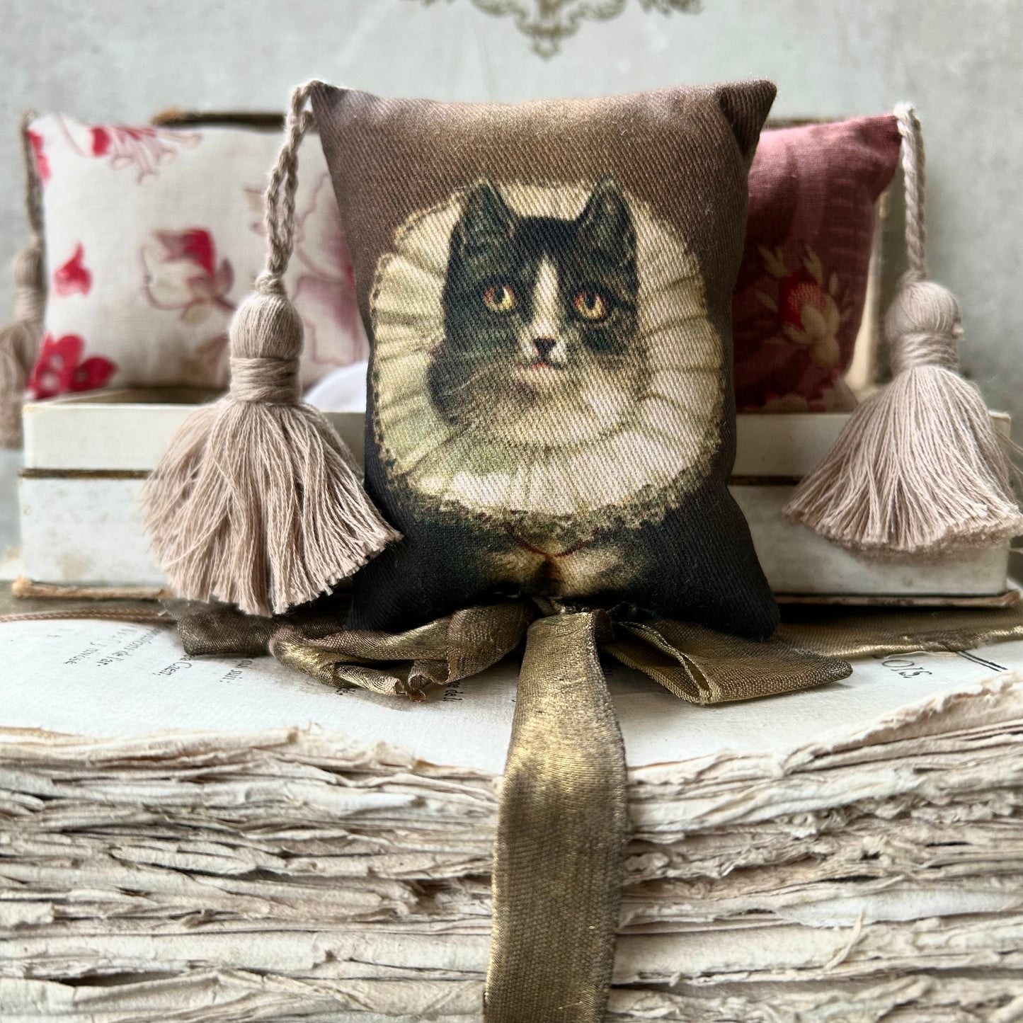 Set of 9 Mini Vintage Art Fabric Prints | Feline