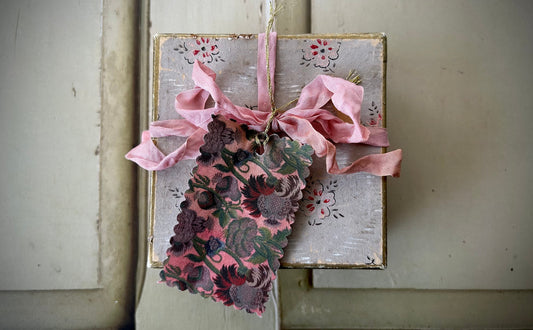 Make Your Own Vintage Swatch Gift Tags