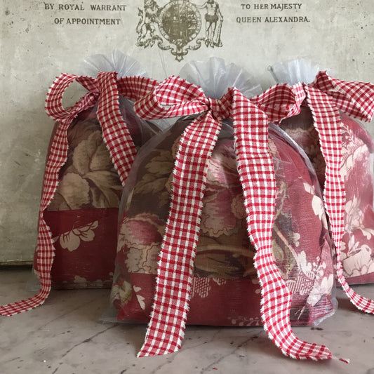 Vintage French Fabric Remnants Bundle | Reds